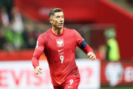 Robert Lewandowski w meczu z Holandią