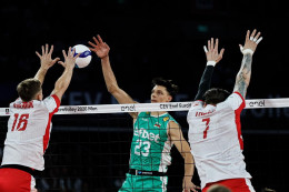 Aleksandar Nikolov (nr 23) zdobył w meczu Bułgarii z Polską 36 punktów